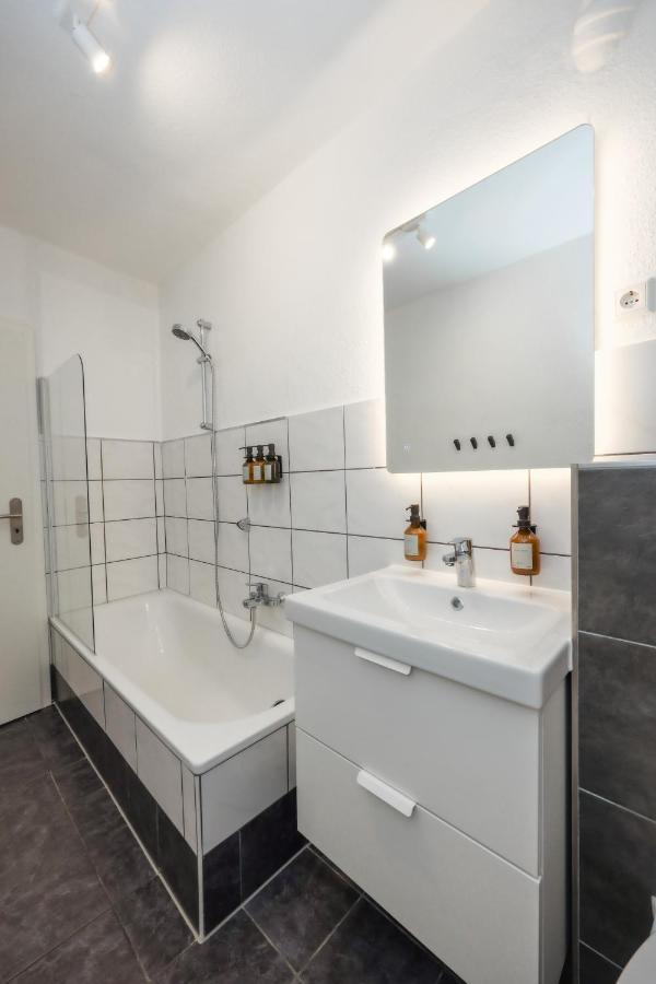 80Qm Luxurioese Designerwohnung Im Herzen Bochums Ngoại thất bức ảnh